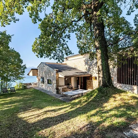 Franca San Zeno Villa *